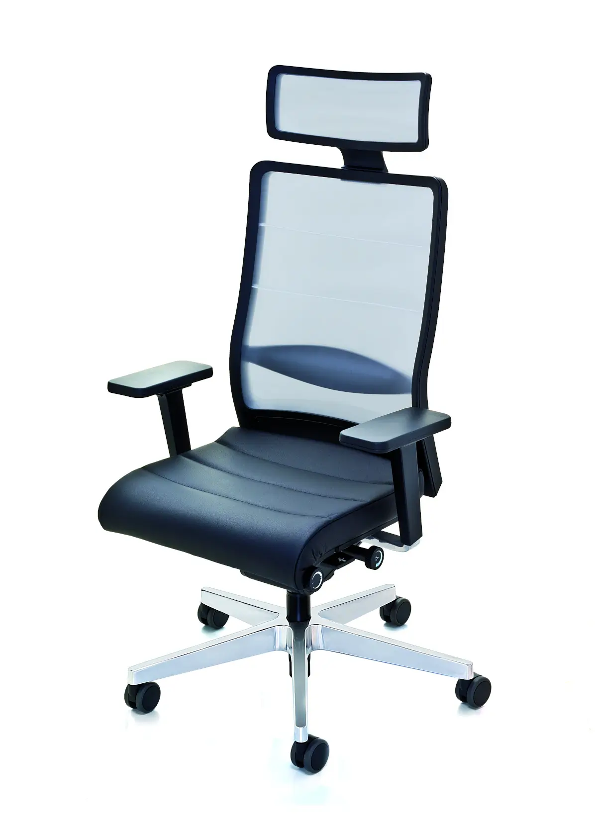 Interstuhl AirPad 3C72 Drehsessel in Schwarz aus der Frontansicht