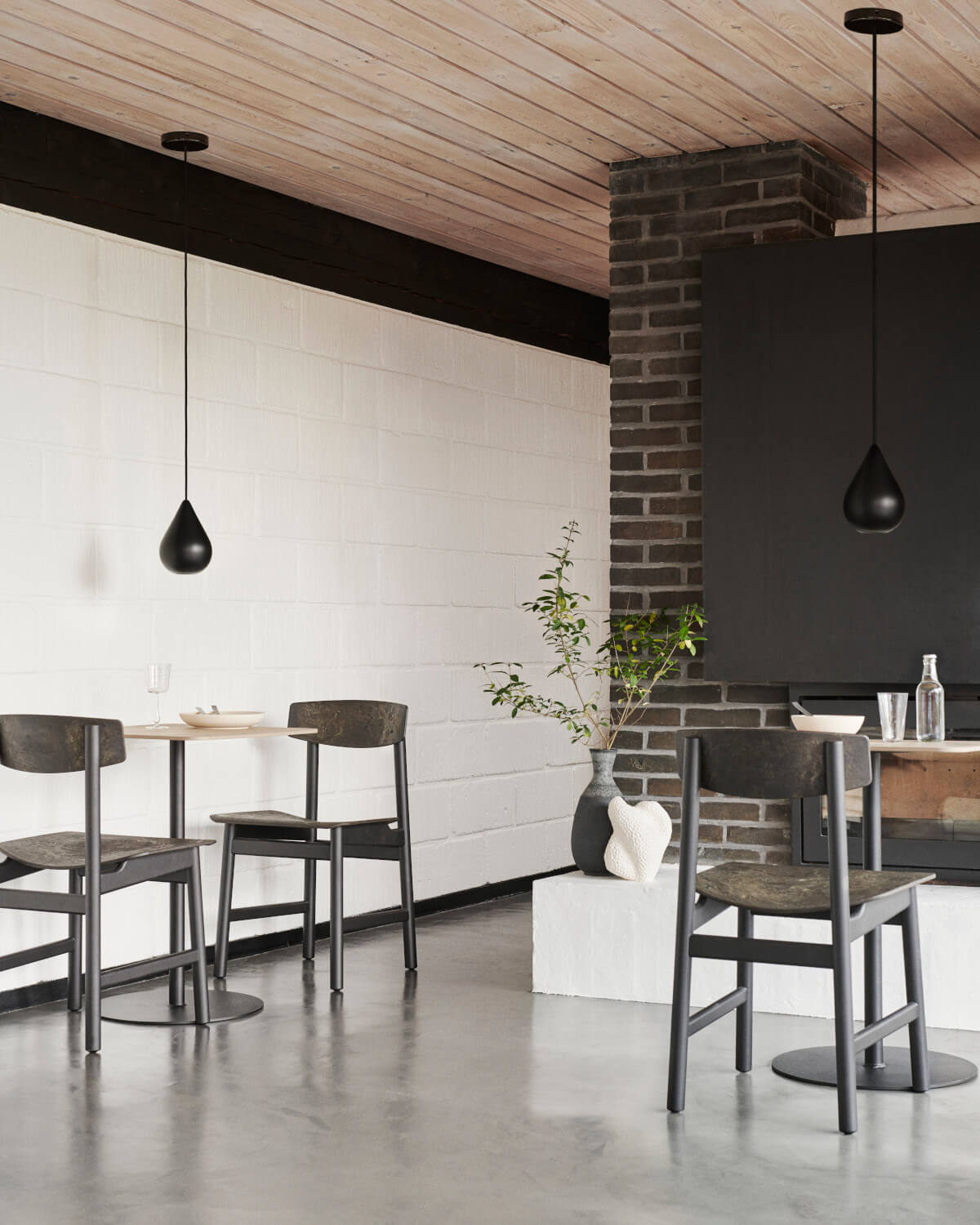 Conscious Chair 3162, buche grau lackiert / wood waste grey