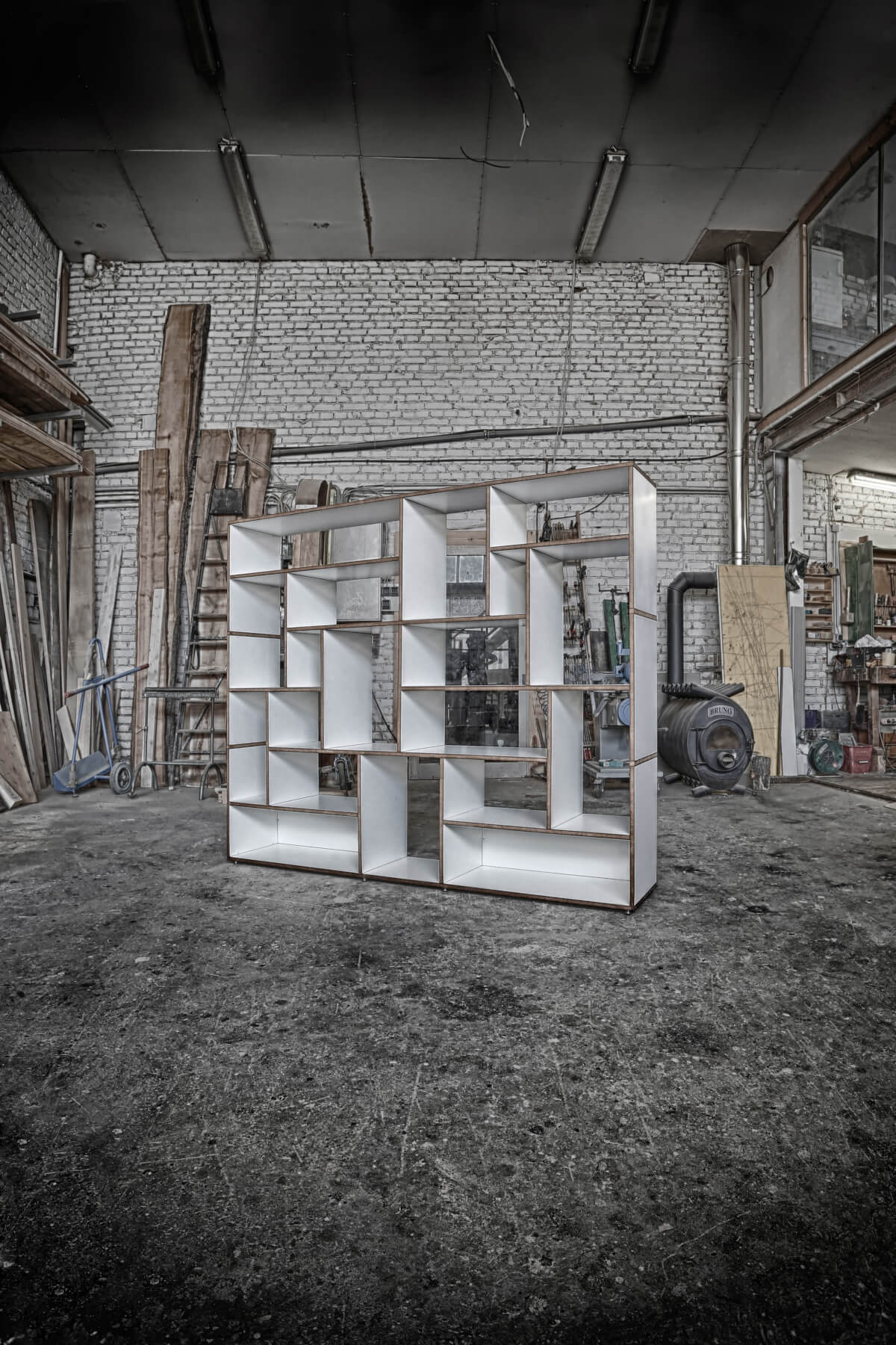 Tojo Hanibal Regal Ambiente