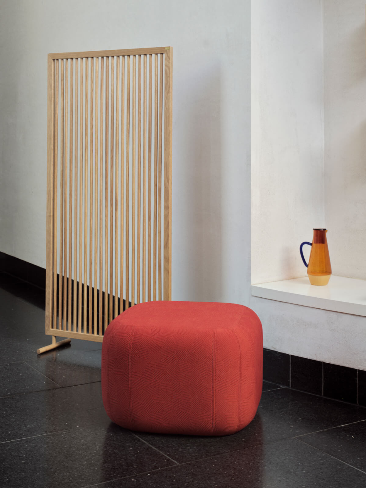 Quadratischer Softline Quadro Hocker, moderner Sitzhocker mit klaren Linien für Wohnräume und Büros