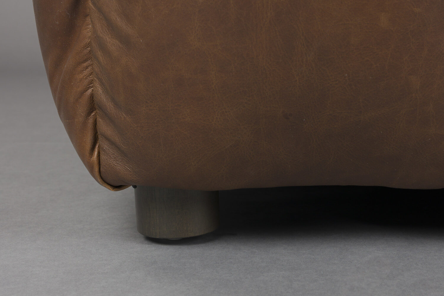 Hackman Hocker, leder schokolade
