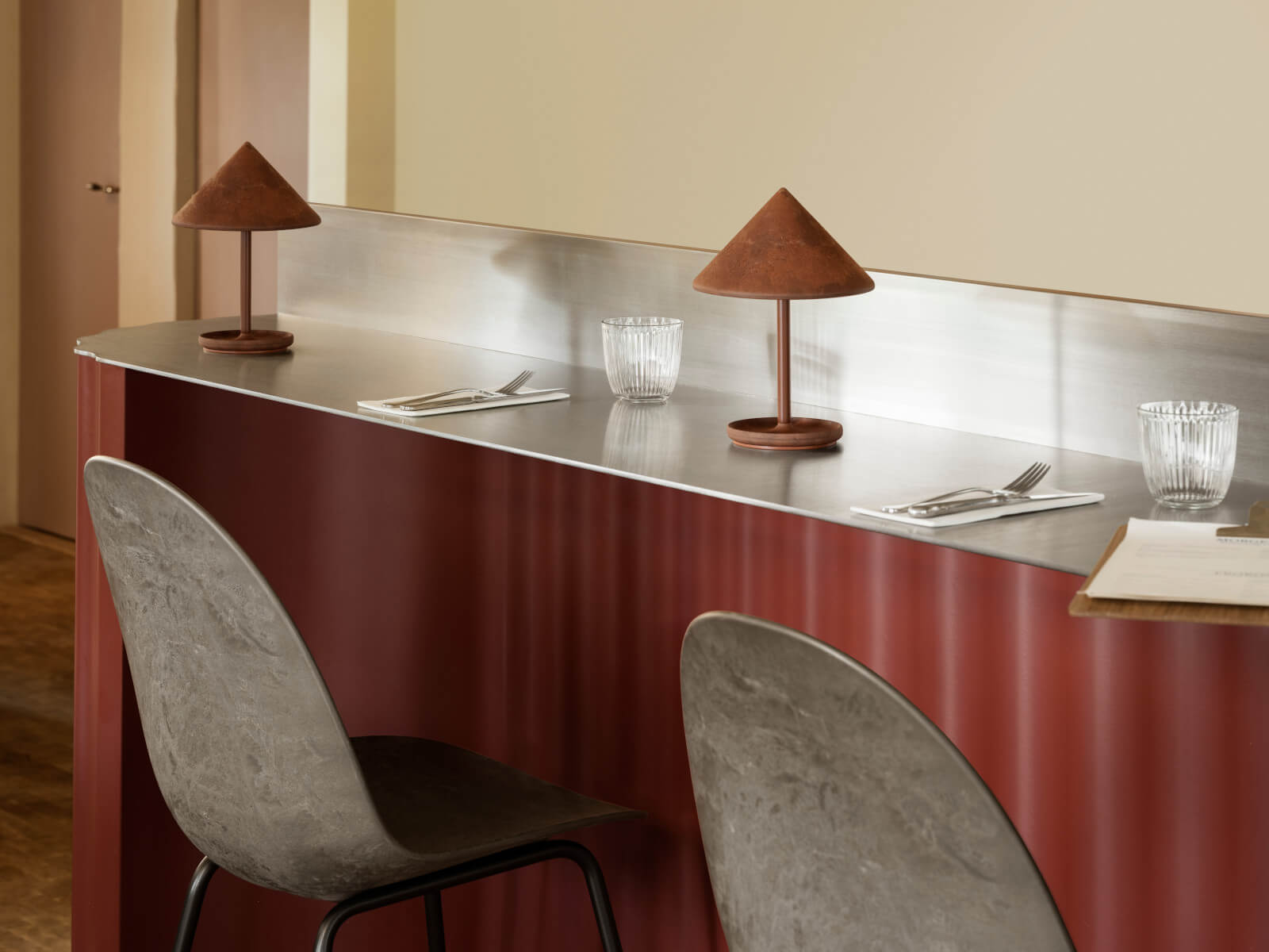Terra Portable Tischleuchte, coffee waste rust red