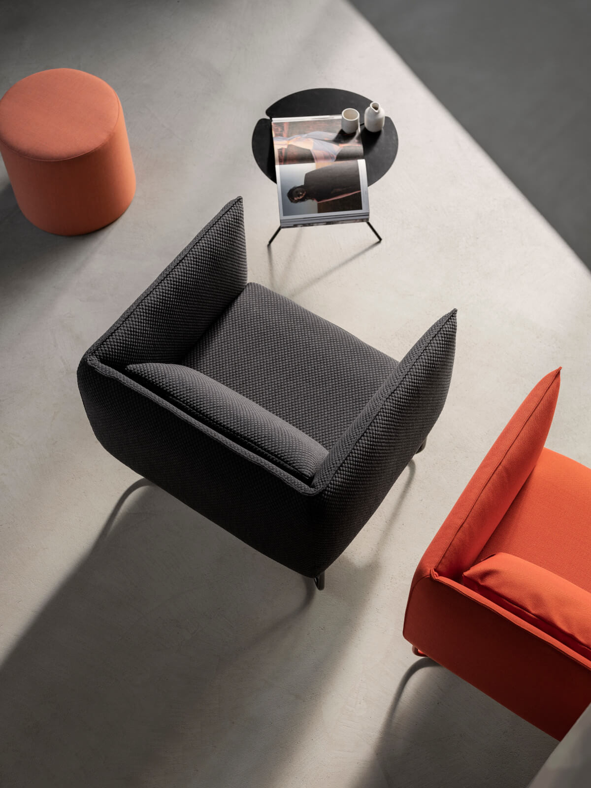 Moderner Softline Groove Sessel, komfortabel gepolstert, ideal für Wohnzimmer und Büro, skandinavisches Design