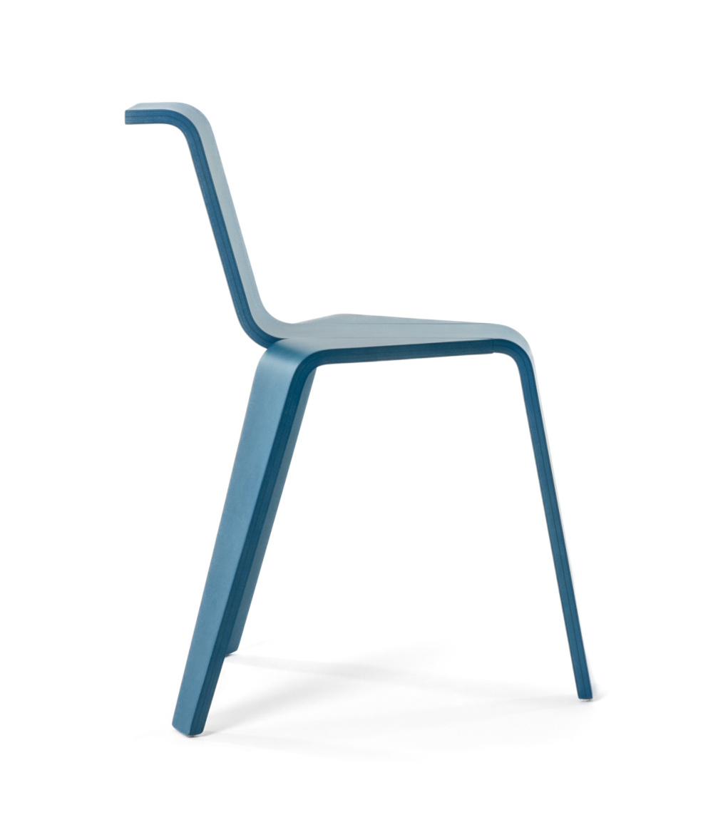 Magis Aka Hocker petrol blue, stilvoller Design-Hocker, ergonomisch, leicht, langlebig, italienisch