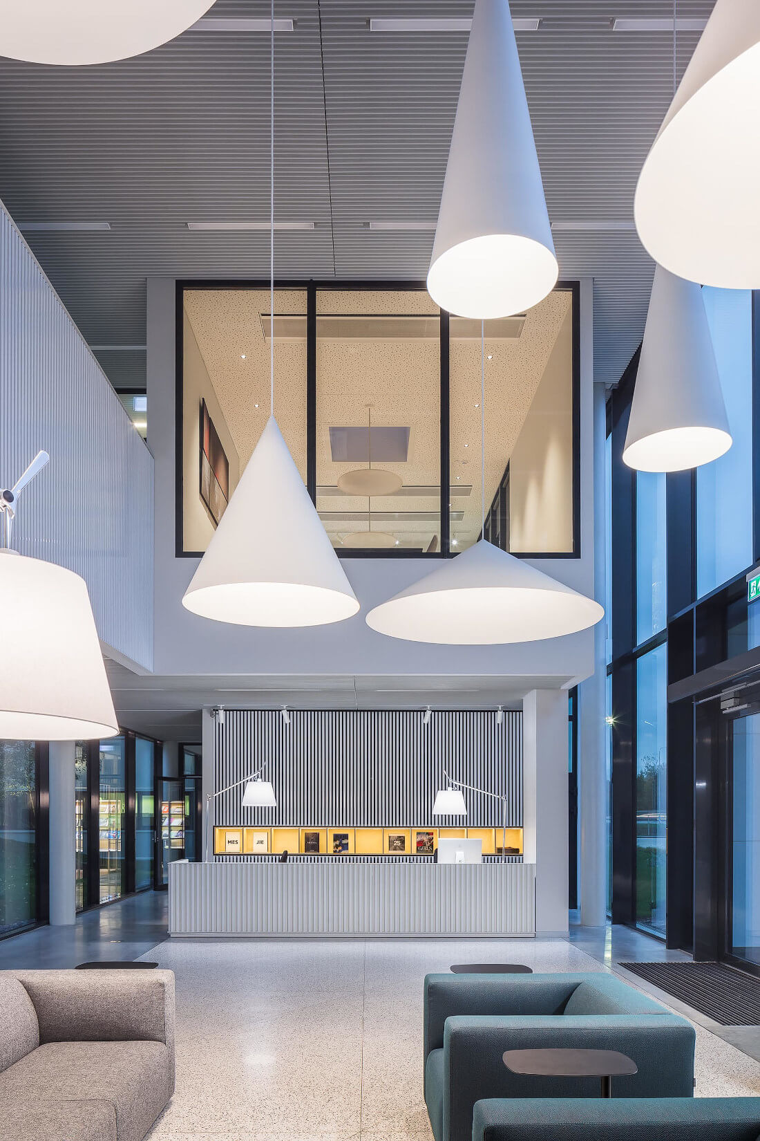 w151 Extra large pendant s1 Pendelleuchte, raw brushed