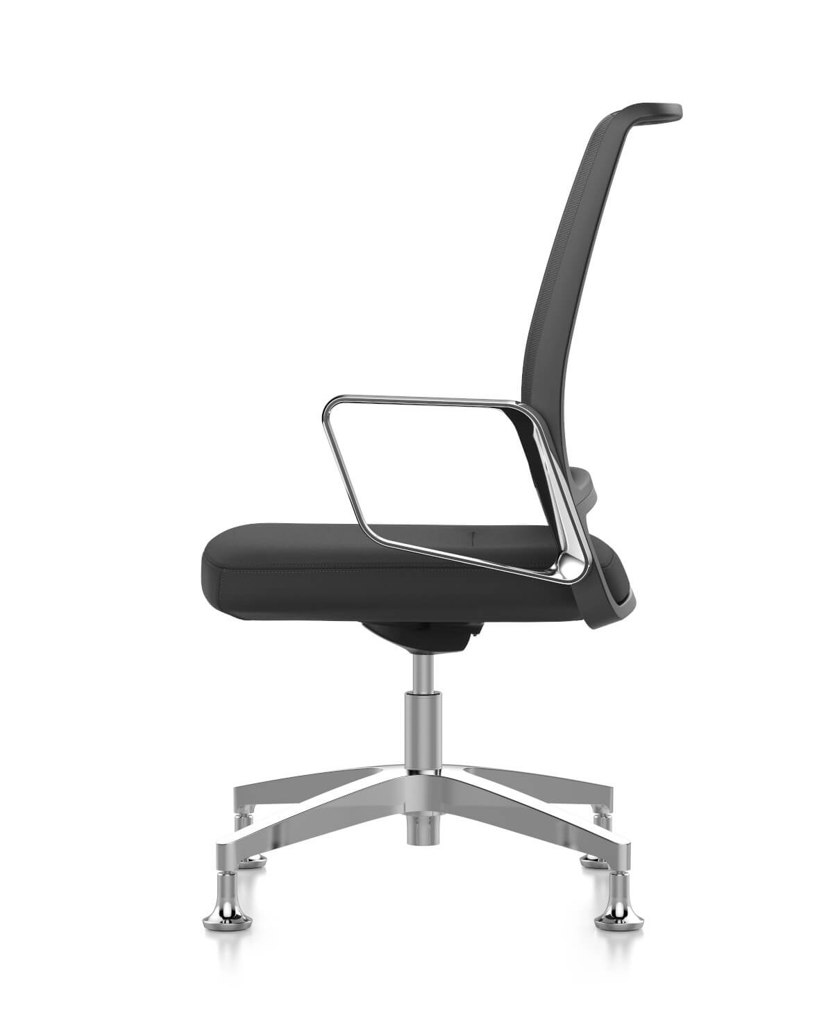 Interstuhl VINTAGEis5 14V7 Konferenzstuhl mit gepolstertem Sitz, Armlehnen und elegantem Gestell für komfortables Sitzen