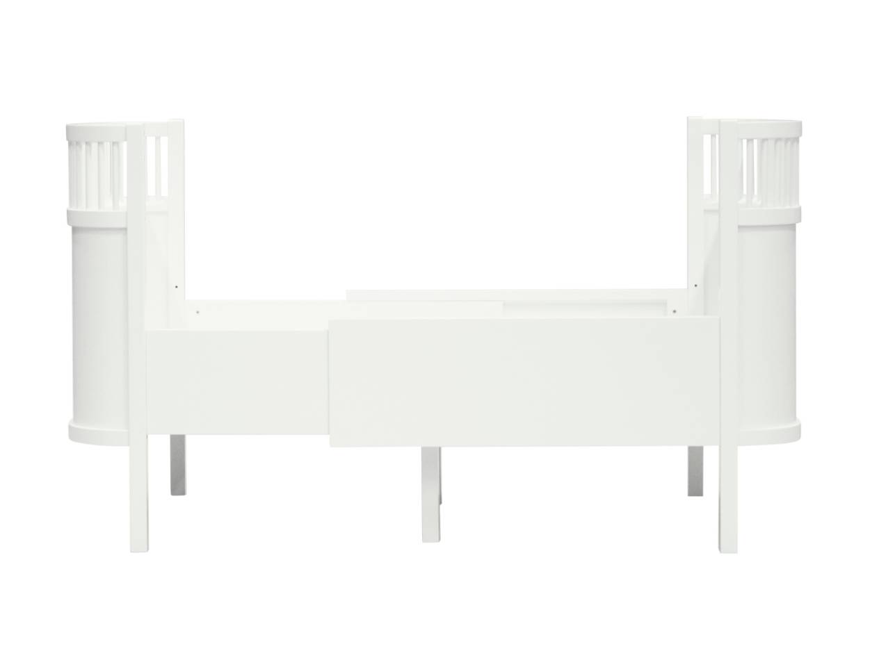 Das Sebra Bett Baby & Junior, weiß Sebra Das Sebra Bett Baby Junior Weiss 200130025 Design Möbel