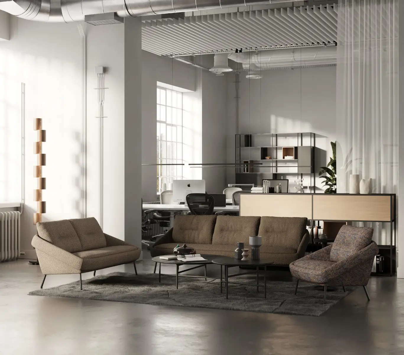 Braunes Noti Nome Sofa 2-Sitzer mit schlanken schwarzen Metallbeinen und komfortabler Polsterung in einem modernen Büro-Loungebereich
