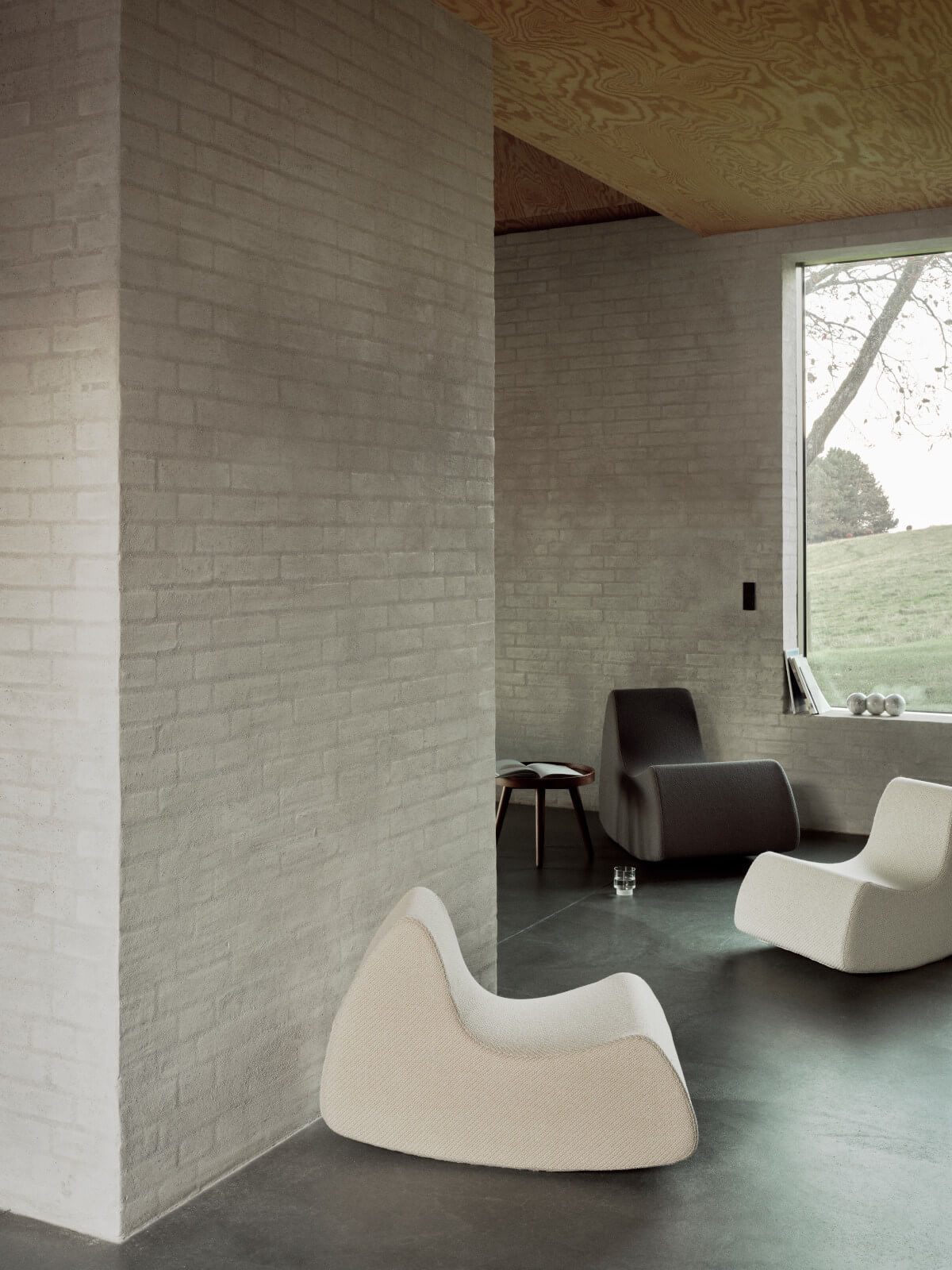 Designersessel Grand Prix Large von Softline, bequemer Lounge-Sessel mit moderner Formensprache und hoher Qualität