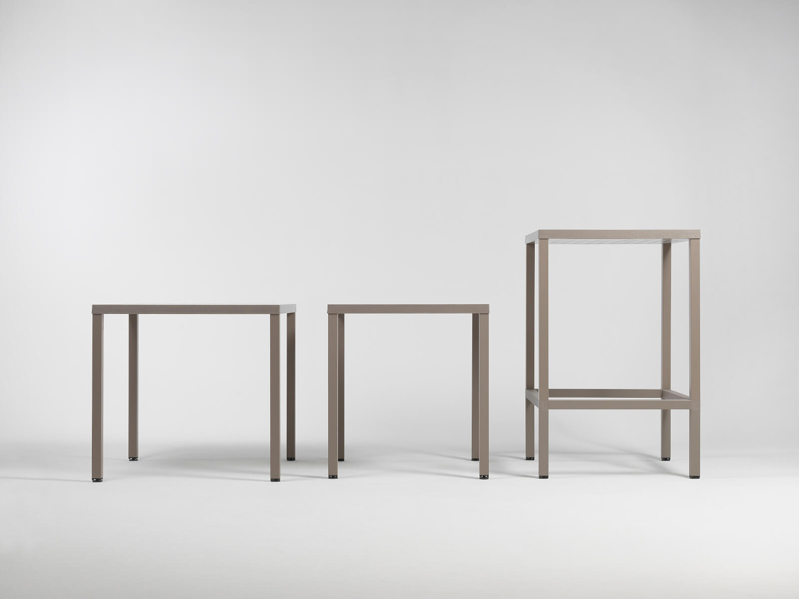 Nardi Cube Untergestell, funktional und elegant – hochwertiges Outdoor-Design „Made in Italy“