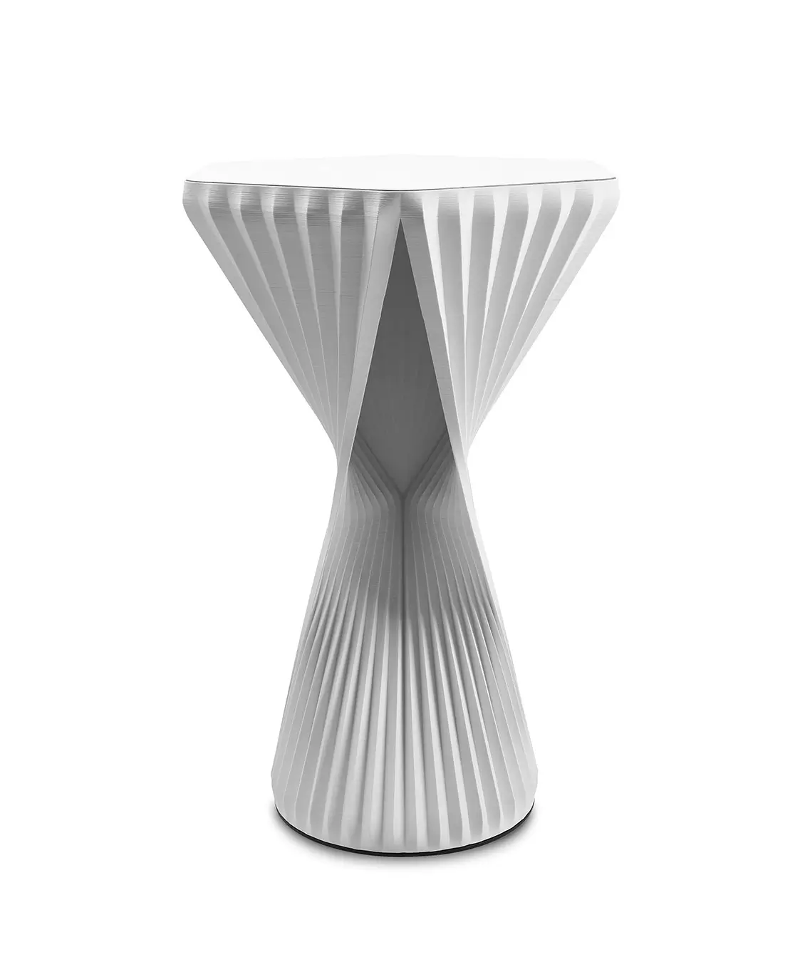 Wagner W3D Bartisch in Weiß mit skulpturalem 3D-gedrucktem Korpus und quadratischer Tischplatte in Vorderansicht.