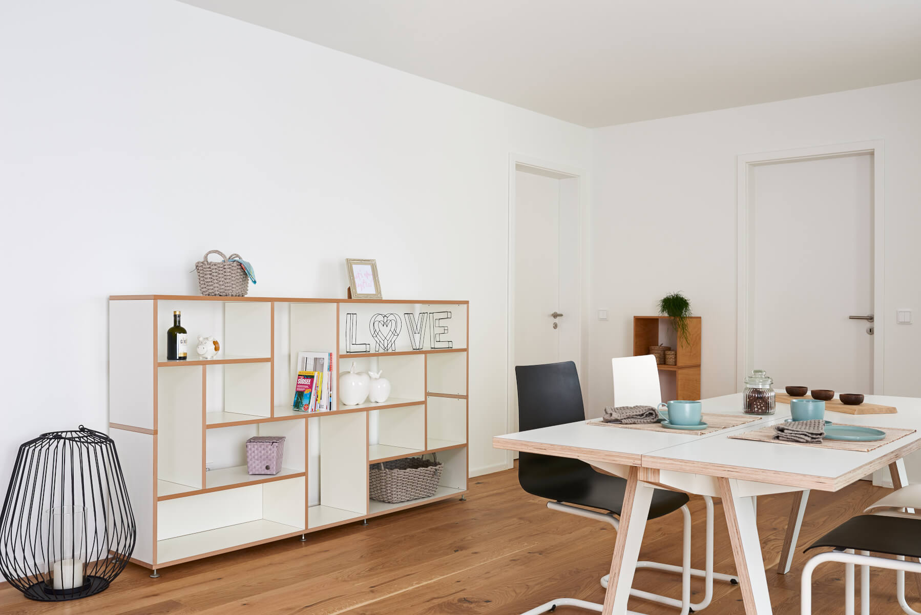 Tojo Hanibal Regal Ambiente