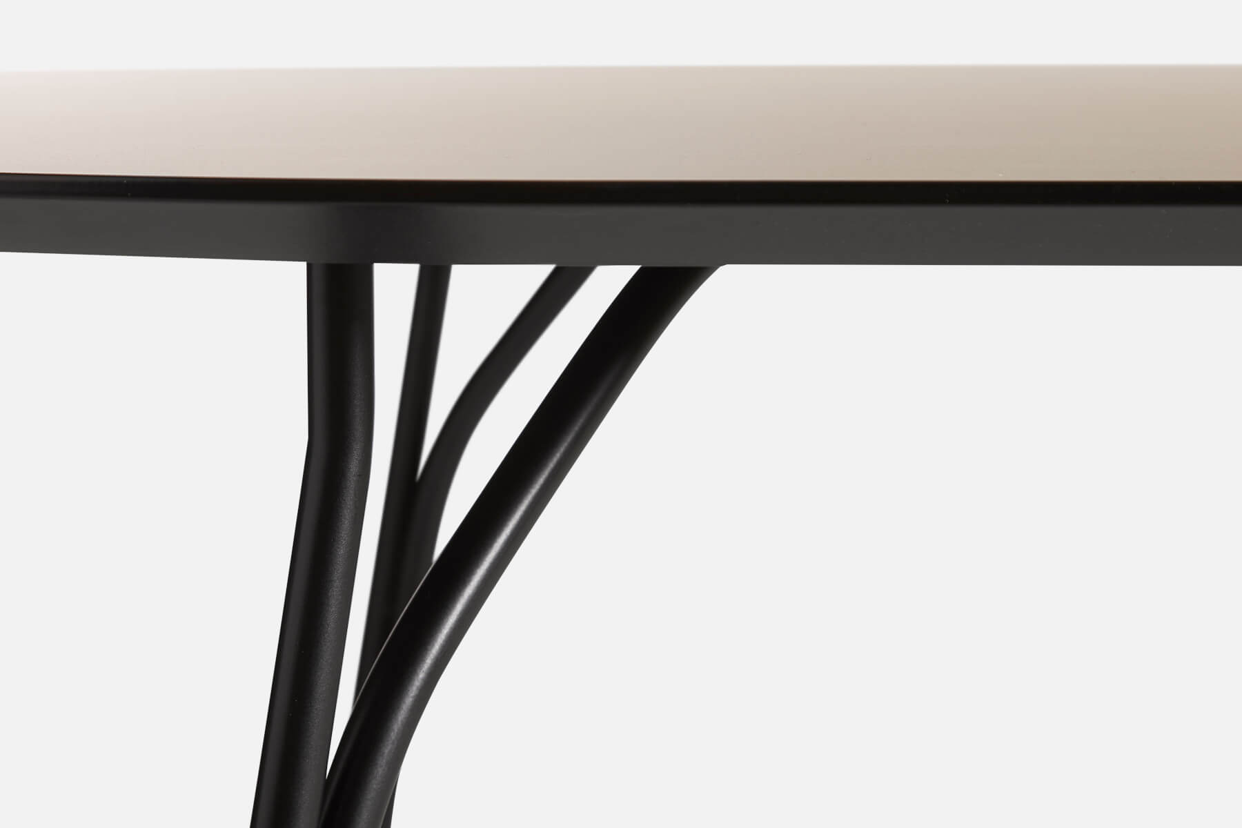 Tree Tisch, Ø 120 cm, beige / schwarz
