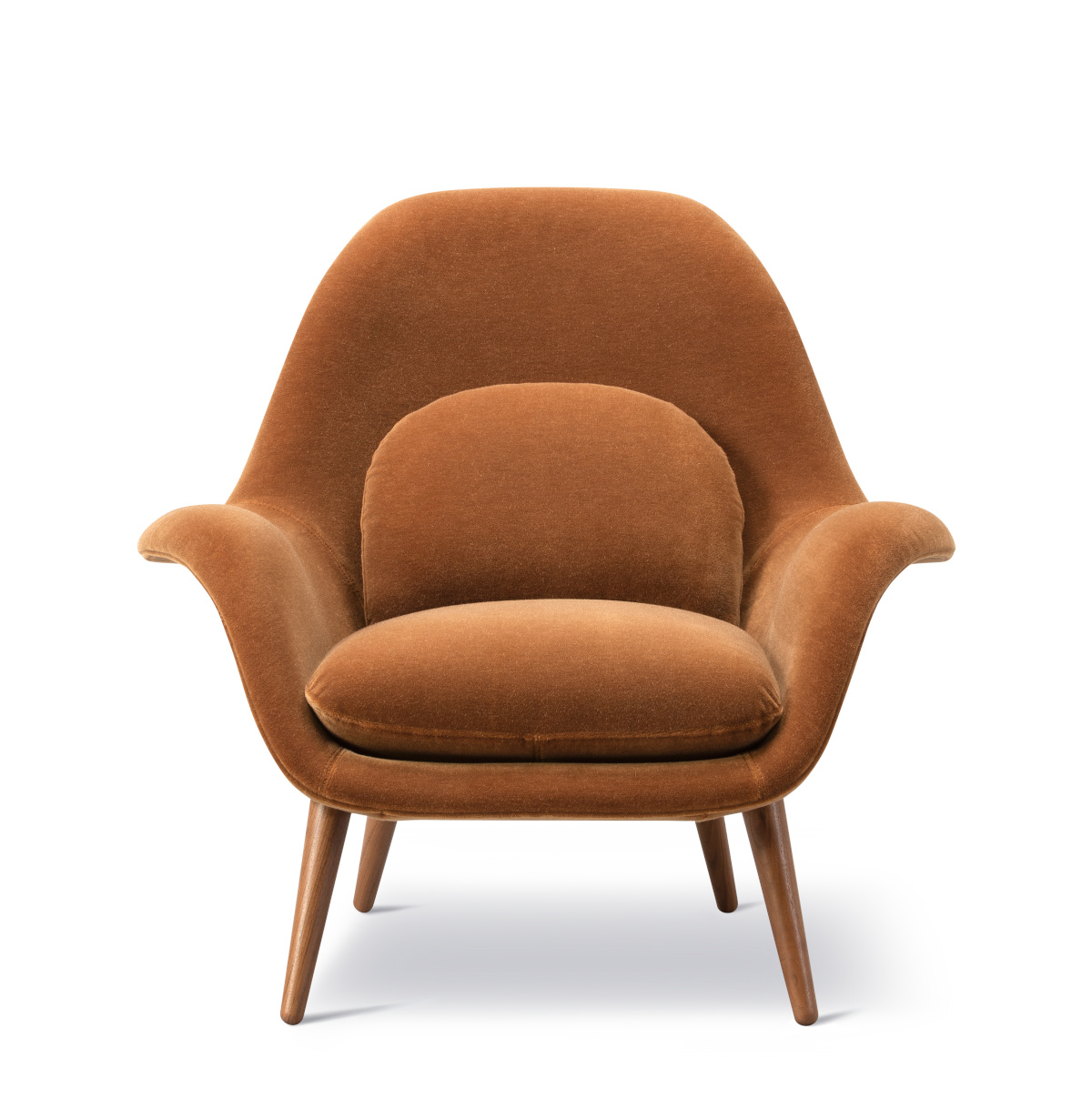 Swoon Lounge Petit Armchair, walnuss lackiert / grand mohair 2103