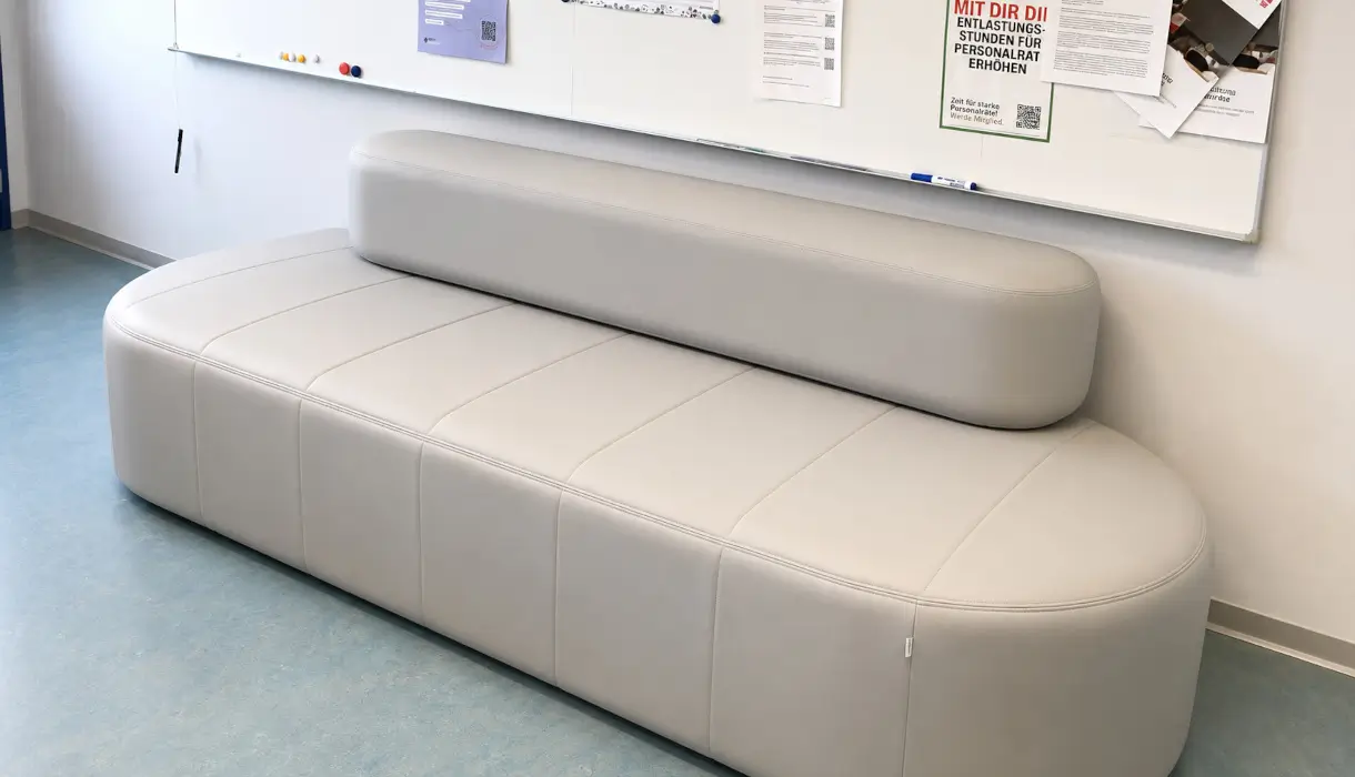 pfingstbachschule-profim-revo-ssw-6-sofa.webp?width=3000