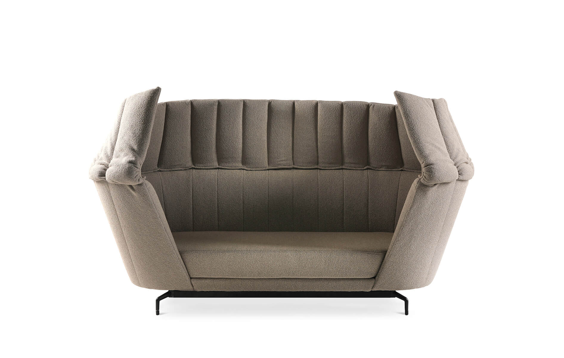 Flexibles Loungesystem W-Lounge Nesting Sofa für dynamische Raumkonzepte, kombinierbar und architektonisch klar gestaltet
