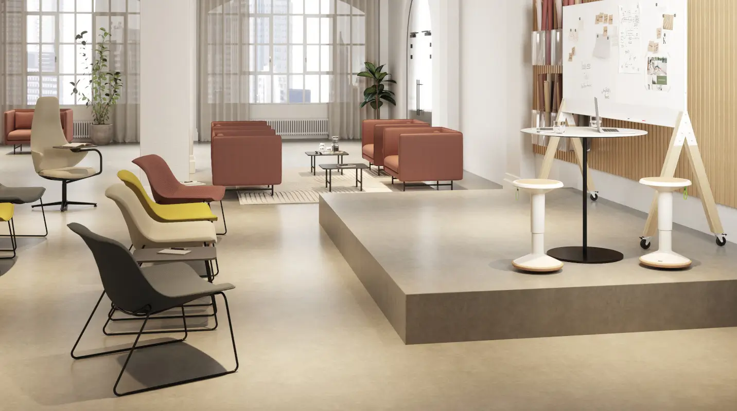 interstuhl-shuffle-loungestuehle-workshopbereich.webp?width=3000