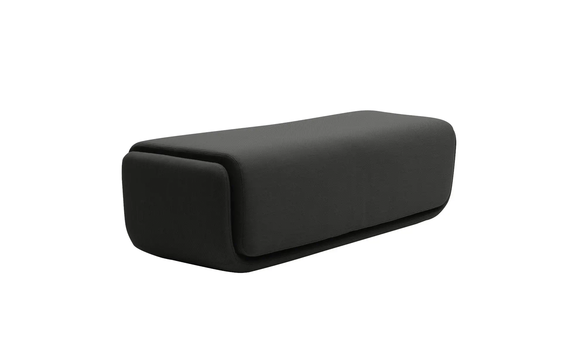 Softline Basket Hocker Large in Schwarz aus seitlicher Perspektive mit länglicher, weich gerundeter Form und gepolsterter Oberfläche.