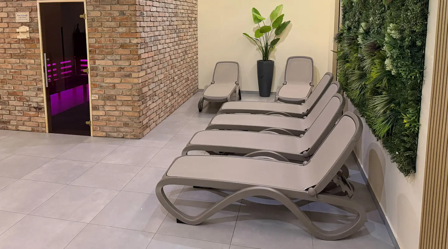 easyfitness-stein-nardi-omega-liegen-sauna.webp?width=3000