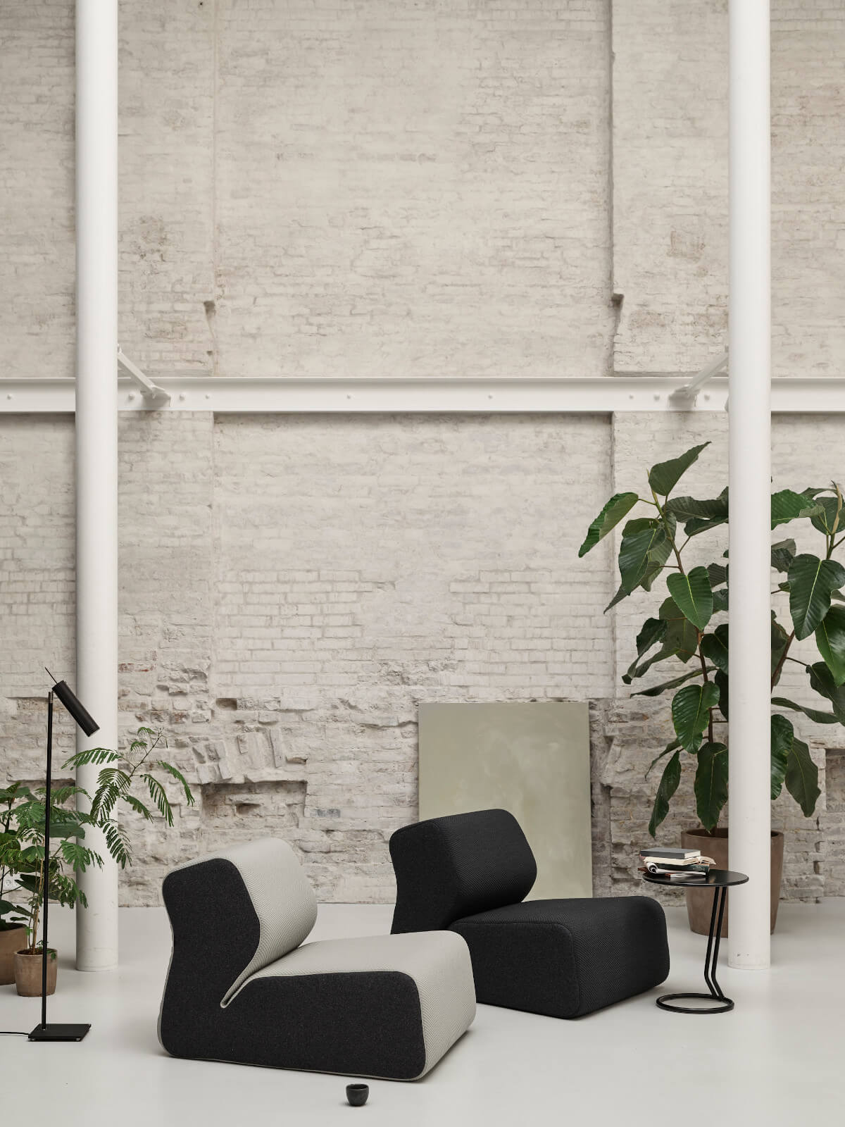 Softline Hugo Loungesessel, hochwertiger Polstersessel im modernen Design, ideal für Wohnzimmer, Lounge oder Wartebereich