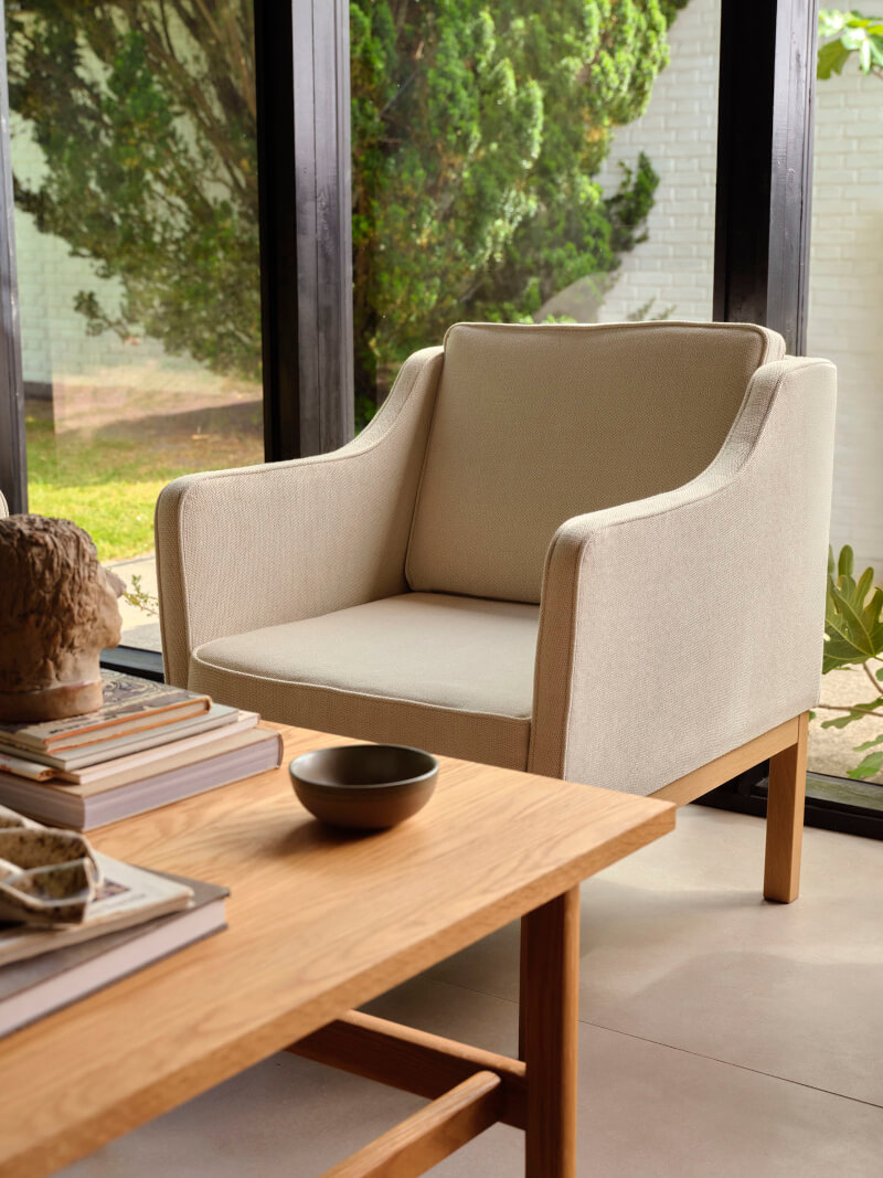 L45 / MK154 Mogens Koch Sofa von FDB Møbler, komfortabel und elegant, dänisches Design im modernen Wohnzimmer