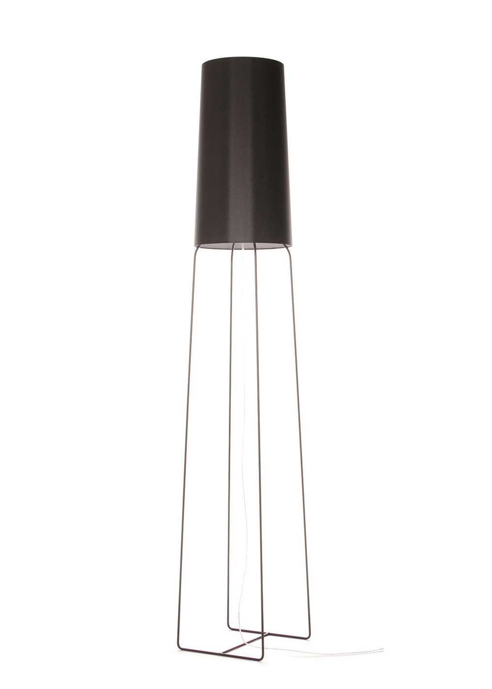 SlimSophie Stehleuchte von FRAUMAIER in Schwarz, elegantes minimalistisches Design, Stoffschirm, dimmbar