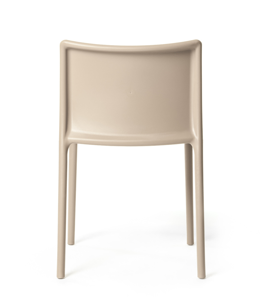 Magis Air-Chair beige – leichter Design-Armlehnstuhl Magis Air-Chair beige, leichter Design-Armlehnstuhl aus Italien, ergonomisch, langlebig, stilvoll