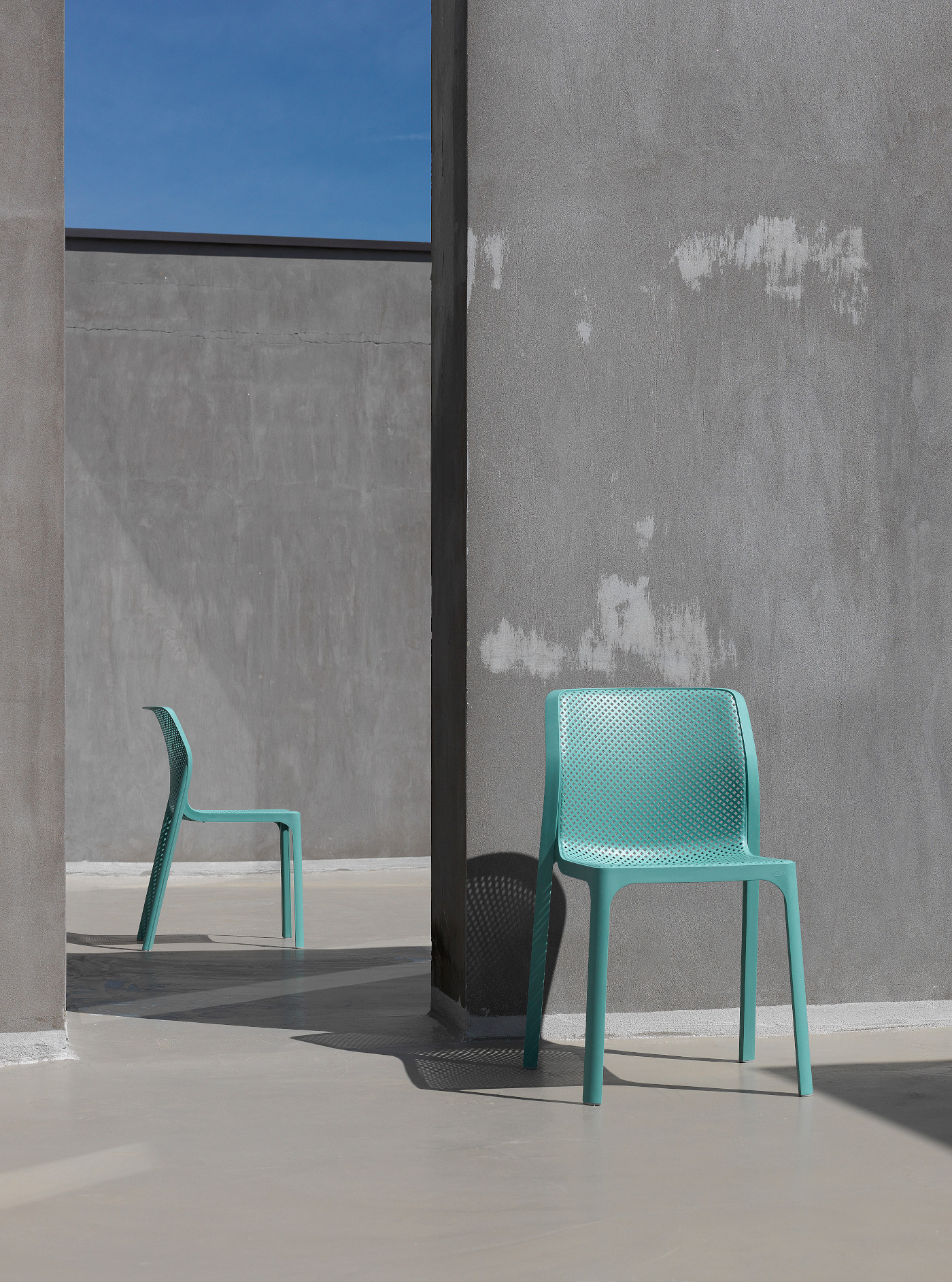 Nardi Bit Stuhl im Outdoor-Bereich, ergonomisch, leicht und langlebig – hochwertiges Design von Raffaello Galiotto