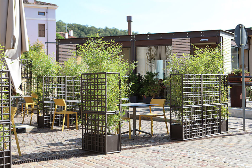 Nardi Sipario Modulo im Terrassenbereich, leicht, elegant und funktional – hochwertige Outdoor-Lösung „Made in Italy“