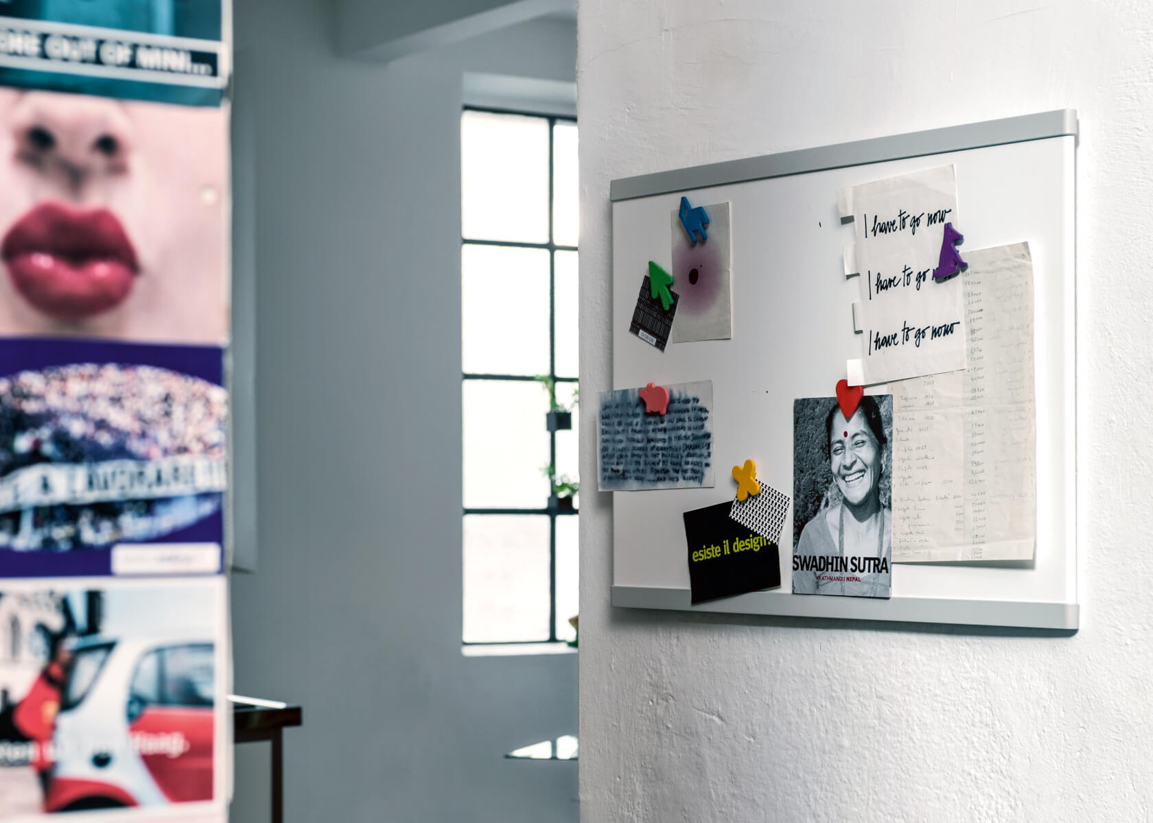 Magis Memo Magnettafel im modernen Büro oder Wohnbereich, elegant, funktional und hochwertig – italienisches Design