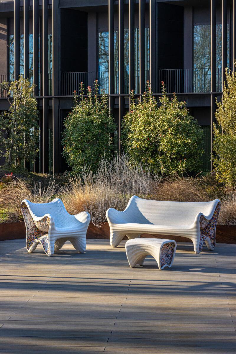 Magis In-Side Outdoor-Möbel im Garten oder auf der Terrasse, robust, wetterbeständig und hochwertig – italienisches Design