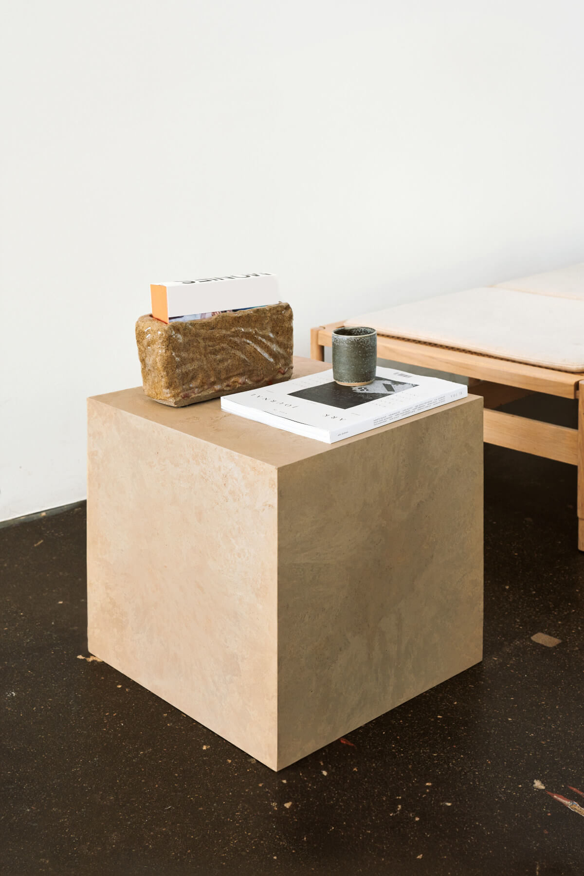 Cube Beistelltisch, coffee waste light