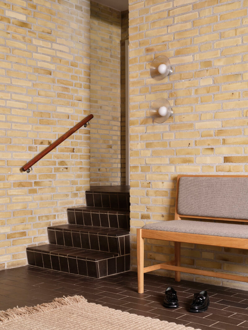 Moderner J176 Sønderborg Bank von FDB Møbler, natürliche Eiche, stilvoll im Flur oder Wohnbereich einsetzbar