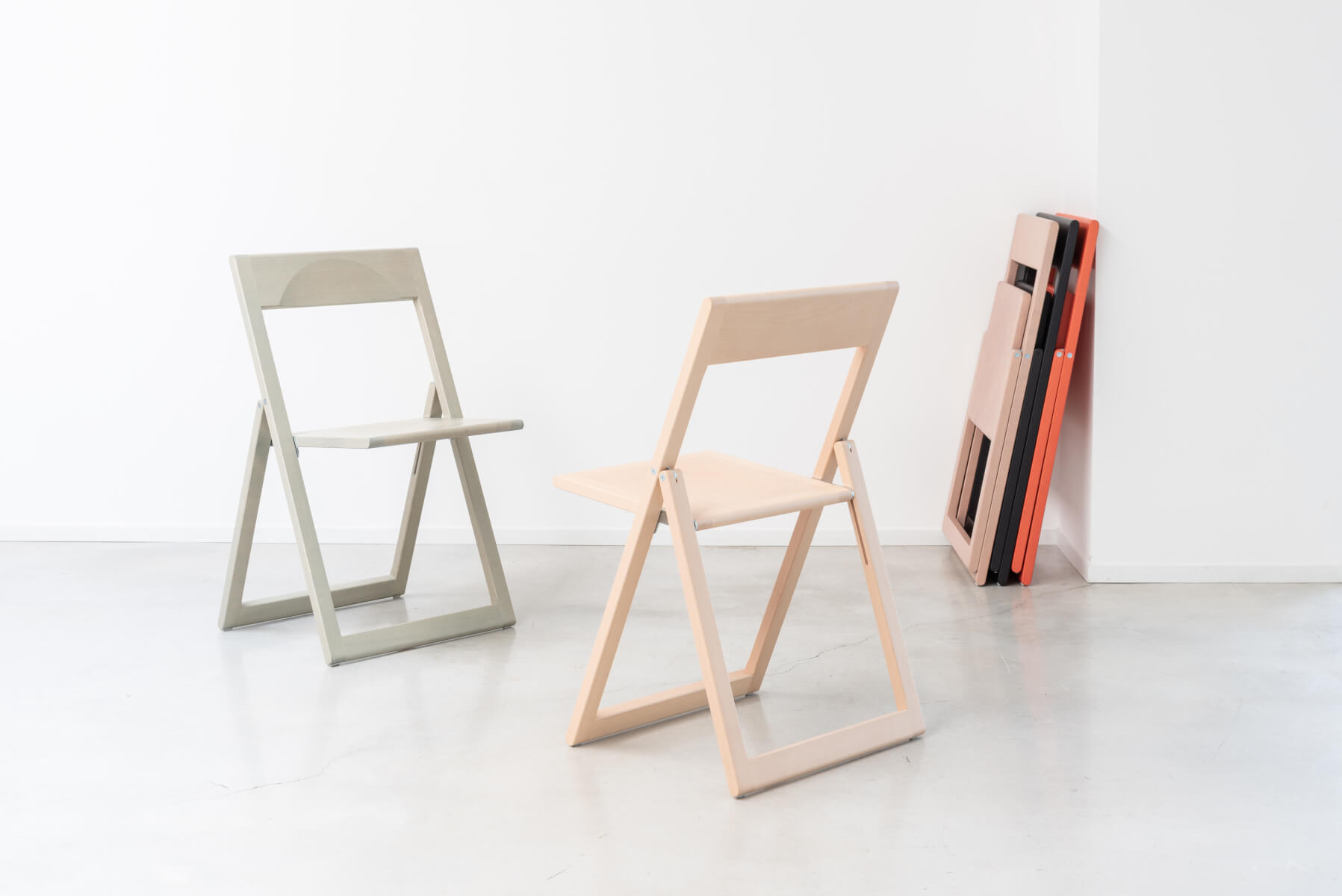 Magis Aviva Klappstuhl – Italienisches Design Magis Aviva Klappstuhl aus Italien, leicht, klappbar, komfortabel – ideal für Home-Office oder Freizeitbereich