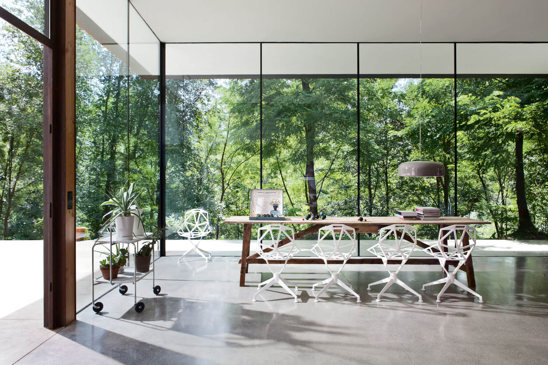 Magis Transit Rollwagen, leicht und mobil, hochwertig verarbeitet – flexibles Design für Büro, Küche oder Wohnbereich