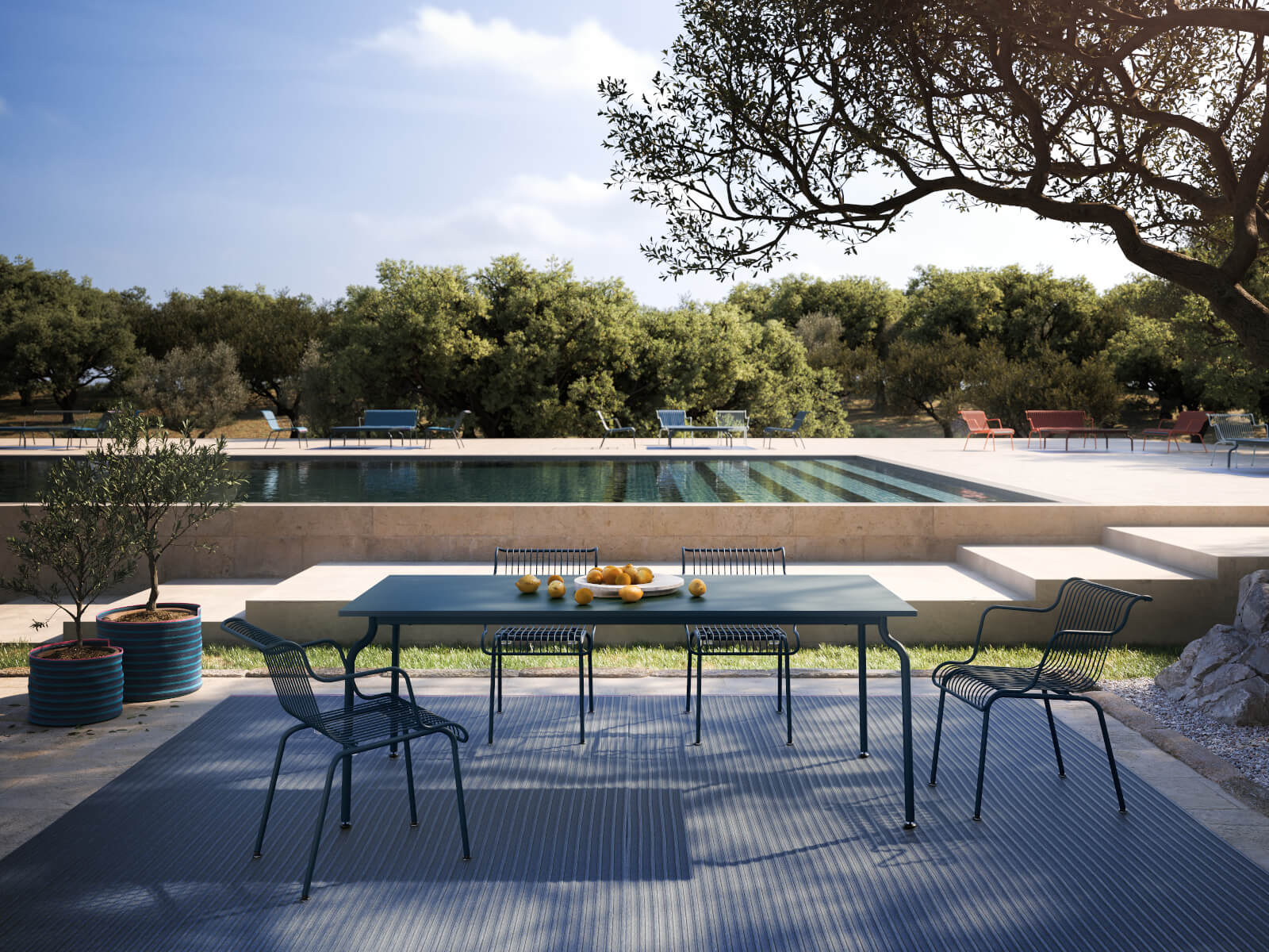 Moderner Magis South Esstisch, robust, wetterfest und flexibel einsetzbar – Premiumqualität aus Italien