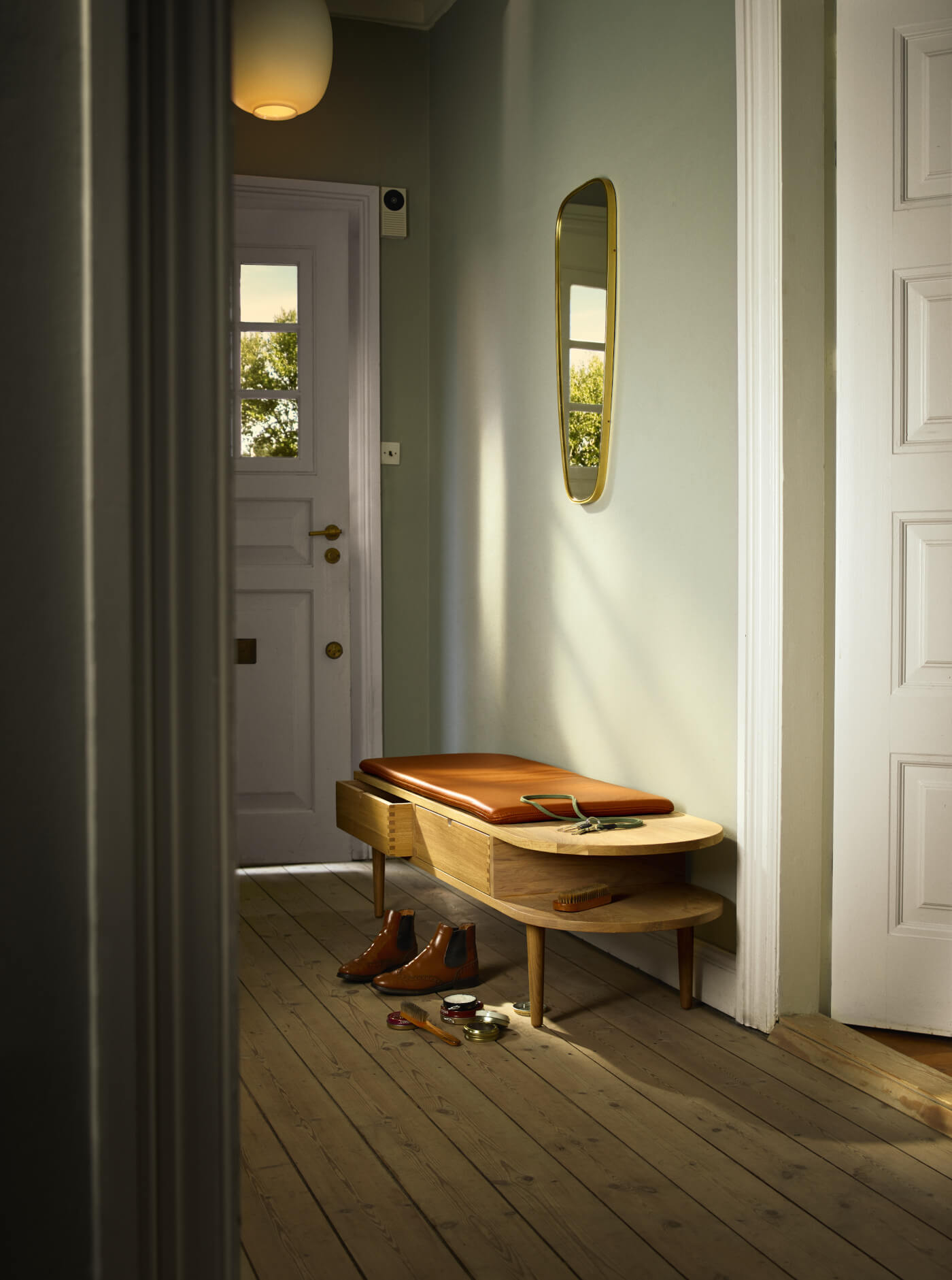 Sitzbank mit Stauraum Die F24 Radius online bestellen