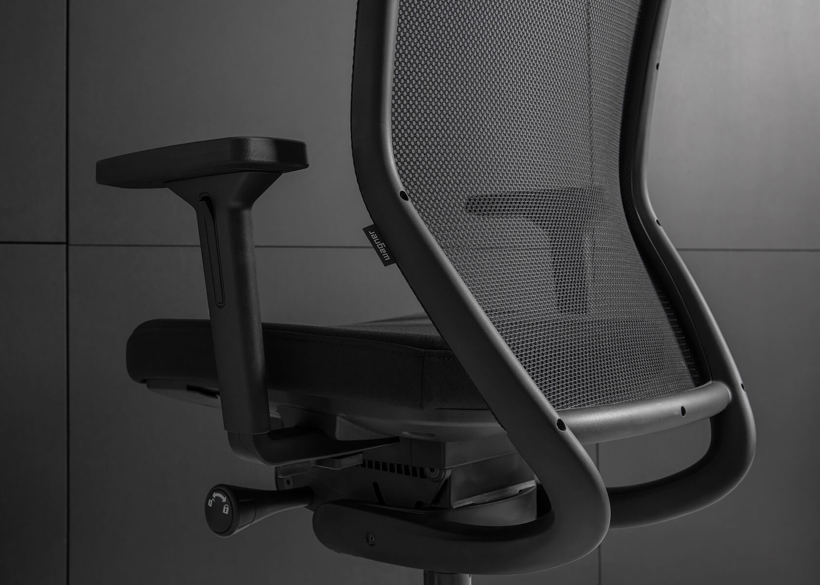 Wagner Titan Green Drehstuhl mit ergonomischem Sitz, flexibler Rückenlehne und komfortabler Haltungskorrektur