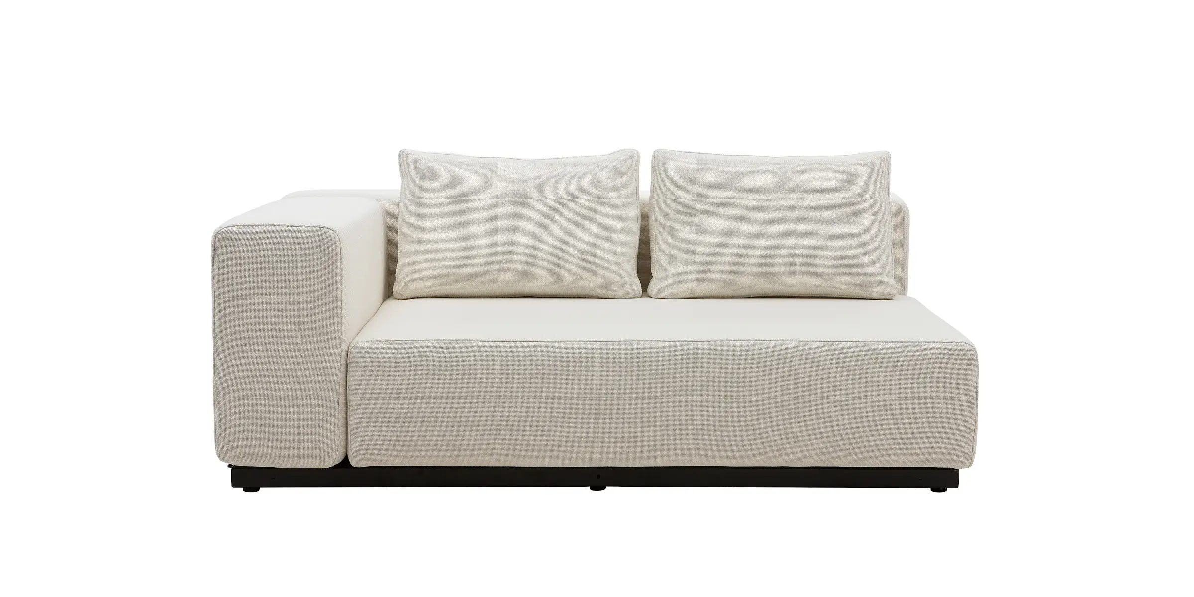 Softline Nevada Sofa 2-Sitzer in Hellgrau aus gerader Vorderansicht mit zwei Rückenkissen, breiten Armlehnen und schwarzem Sockel.
