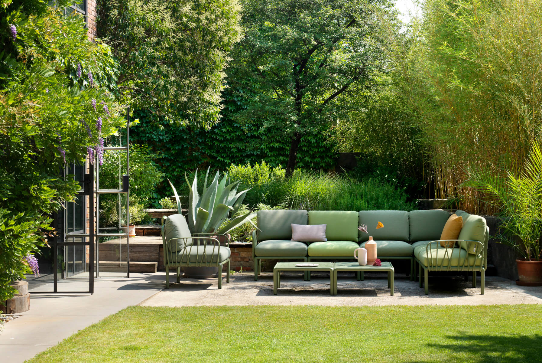 Nardi Komodo Modulsofa Mittelelement, komfortabel, pflegeleicht und farbenfroh – ideal für Garten oder Lounge