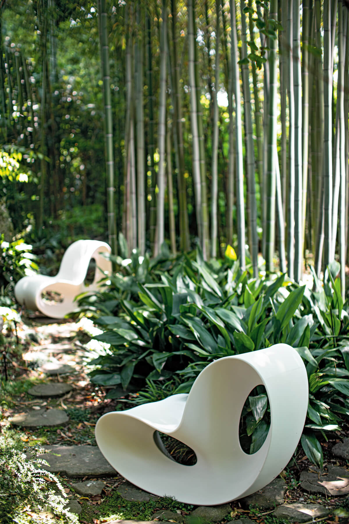 Magis Voido Schaukelstuhl – Stilvolles Wohnen & Garten Magis Voido Schaukelstuhl, komfortabel und wetterfest – stilvolles Design aus Italien für Indoor und Outdoor