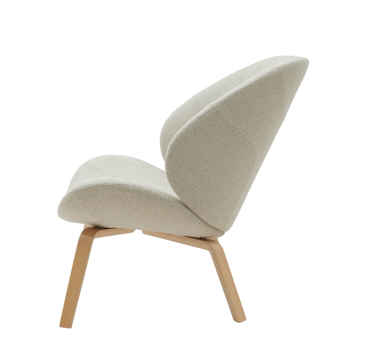 Eden Sessel von Softline, bequemer Loungesessel mit hochwertigem Bezug und ergonomischer Form, perfekt für entspannte Stunden