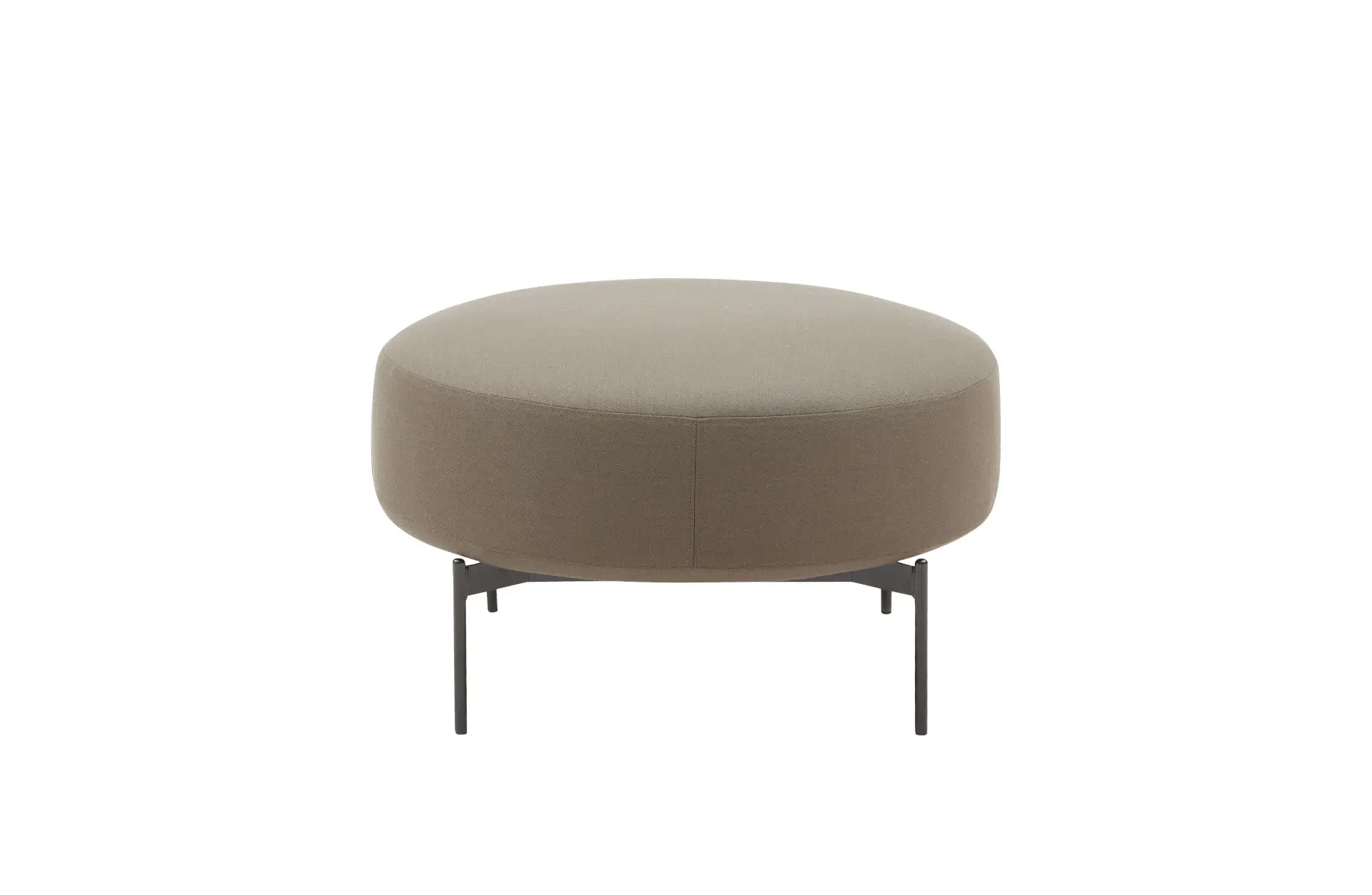 Softline Joe Hocker Small in Beige aus frontaler Perspektive mit runder gepolsterter Sitzfläche und schlanken dunklen Metallfüßen.