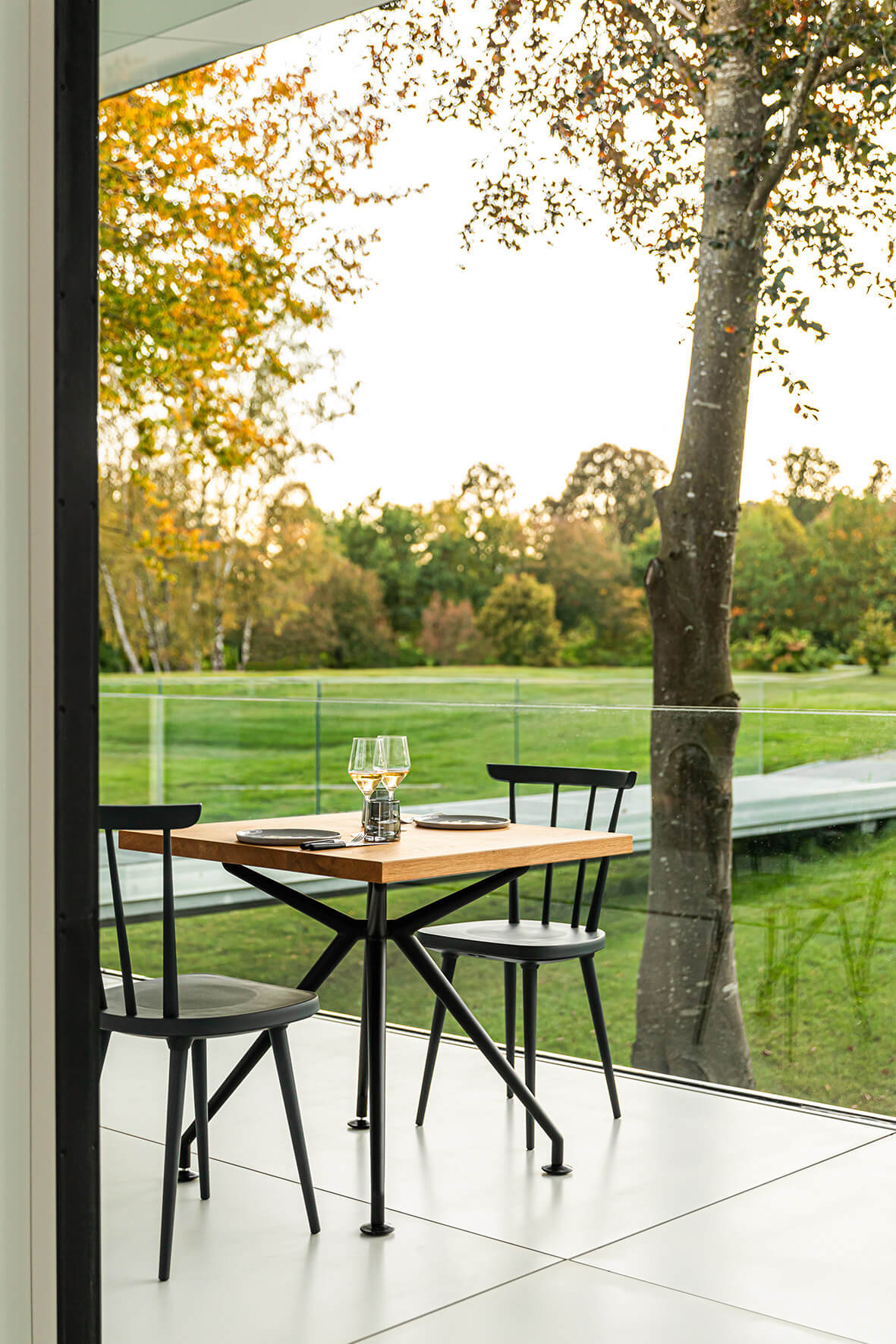 Wagner W-1960 Chairity Stuhl, langlebig, ergonomisch, stilvoll für Büro und Wohnzimmer