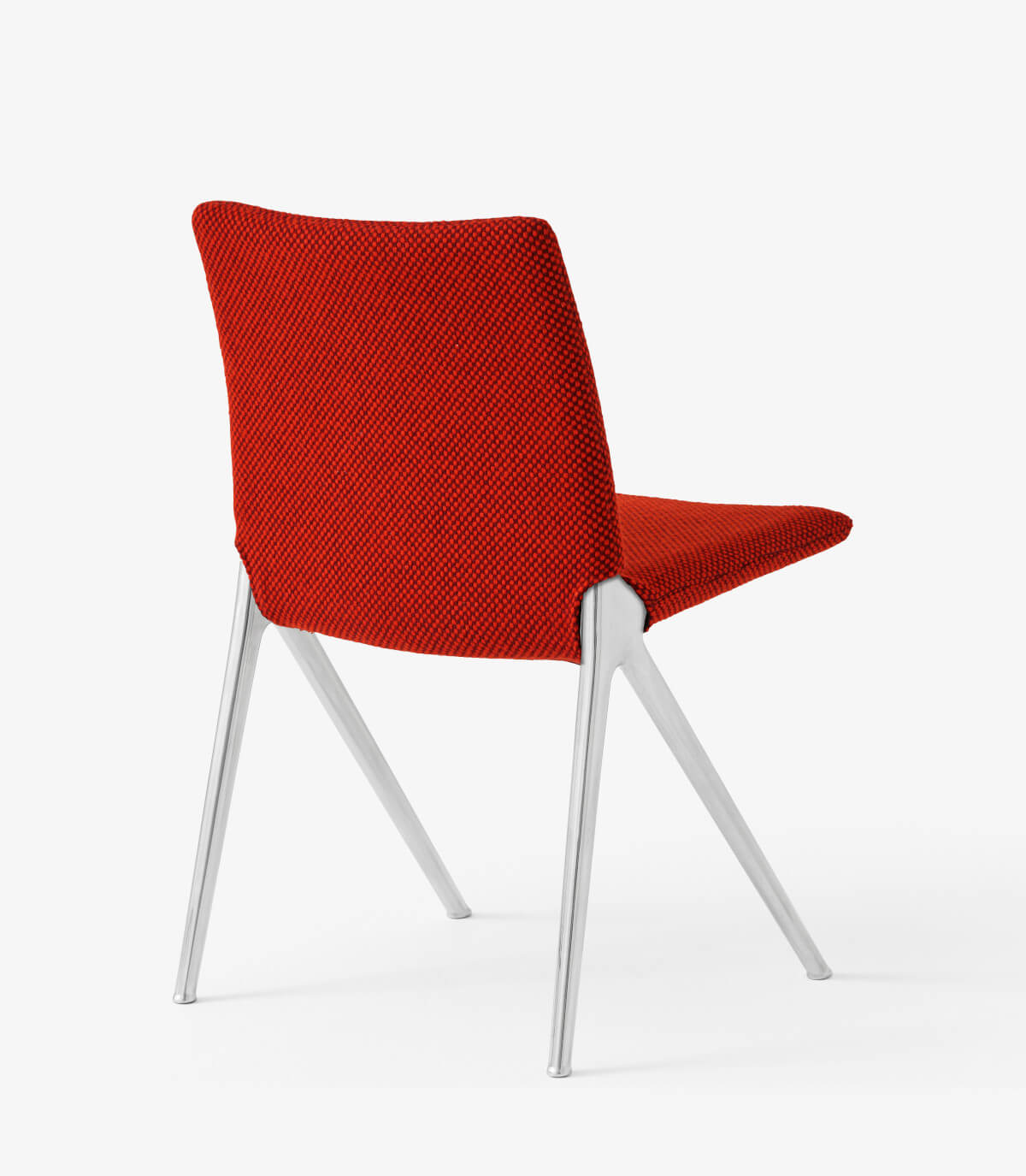 &Tradition Kape IF7 Designerstuhl, polished Aluminium Gestell mit Sisu 0655 Polsterung