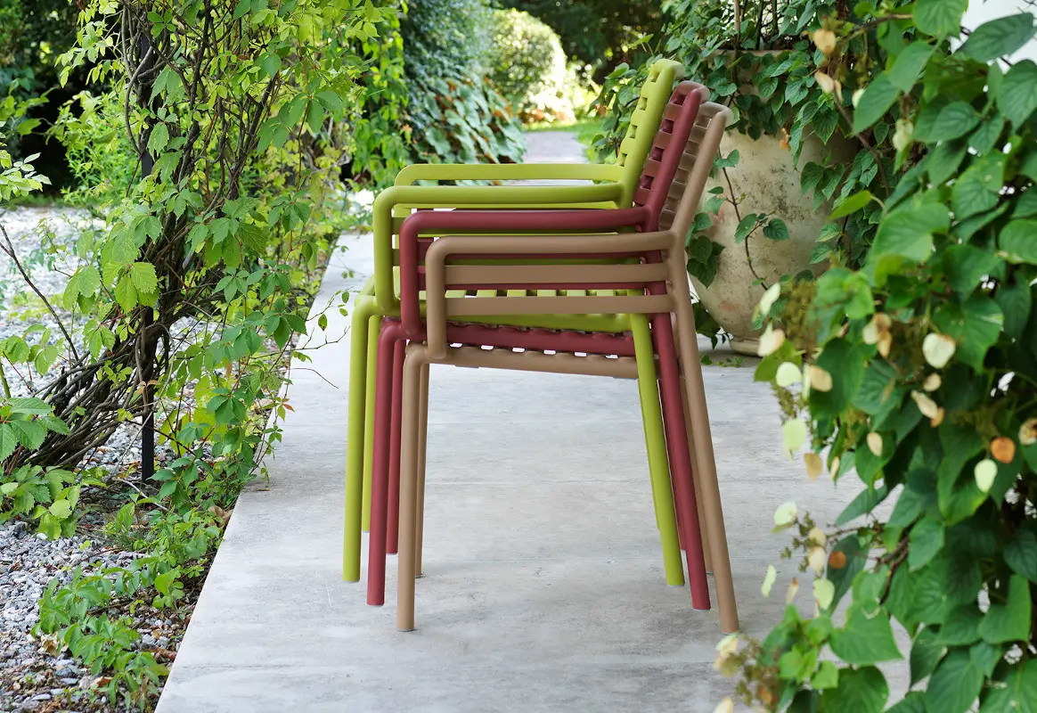 nardi-gartenstuehle-stapelbar-doga-farben.webp?width=3000