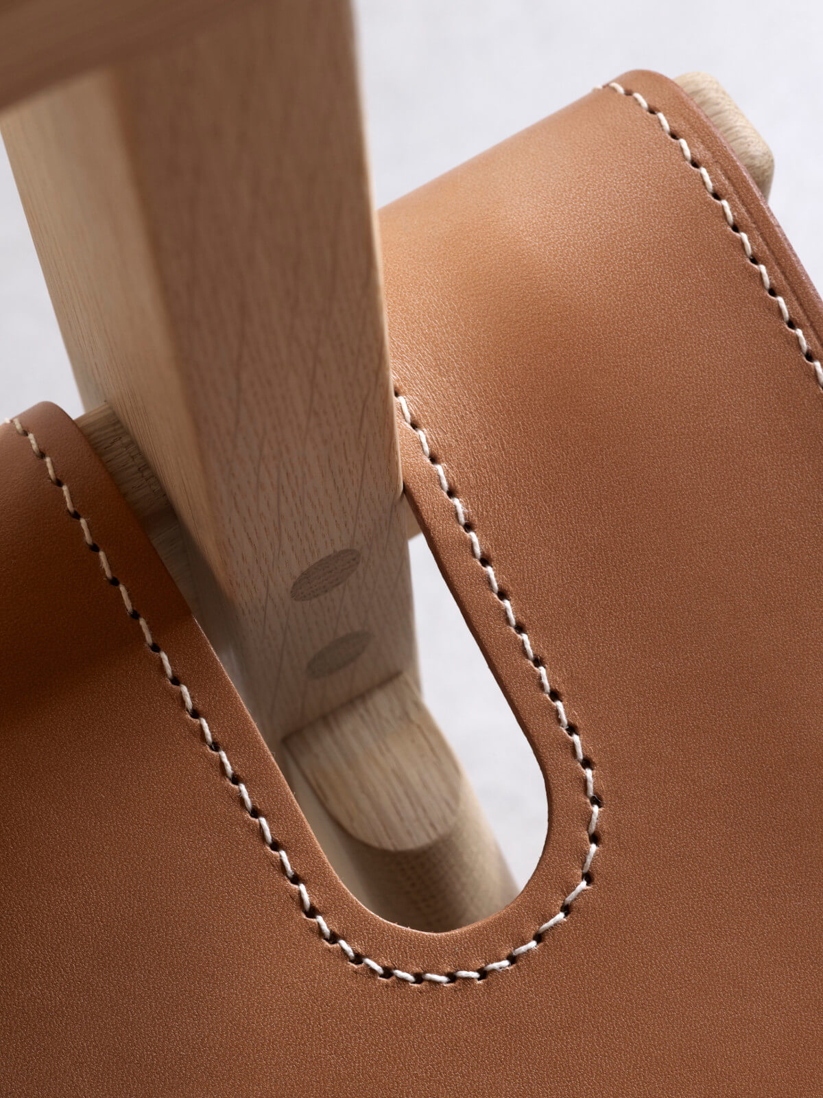 The Spanish Chair Detailbild