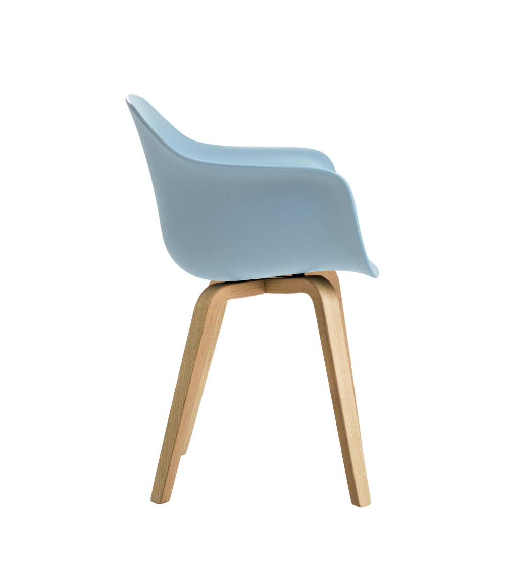 Magis Substance Armlehnstuhl, Esche natur, hellblau, Design-Möbel, ergonomisch, langlebig