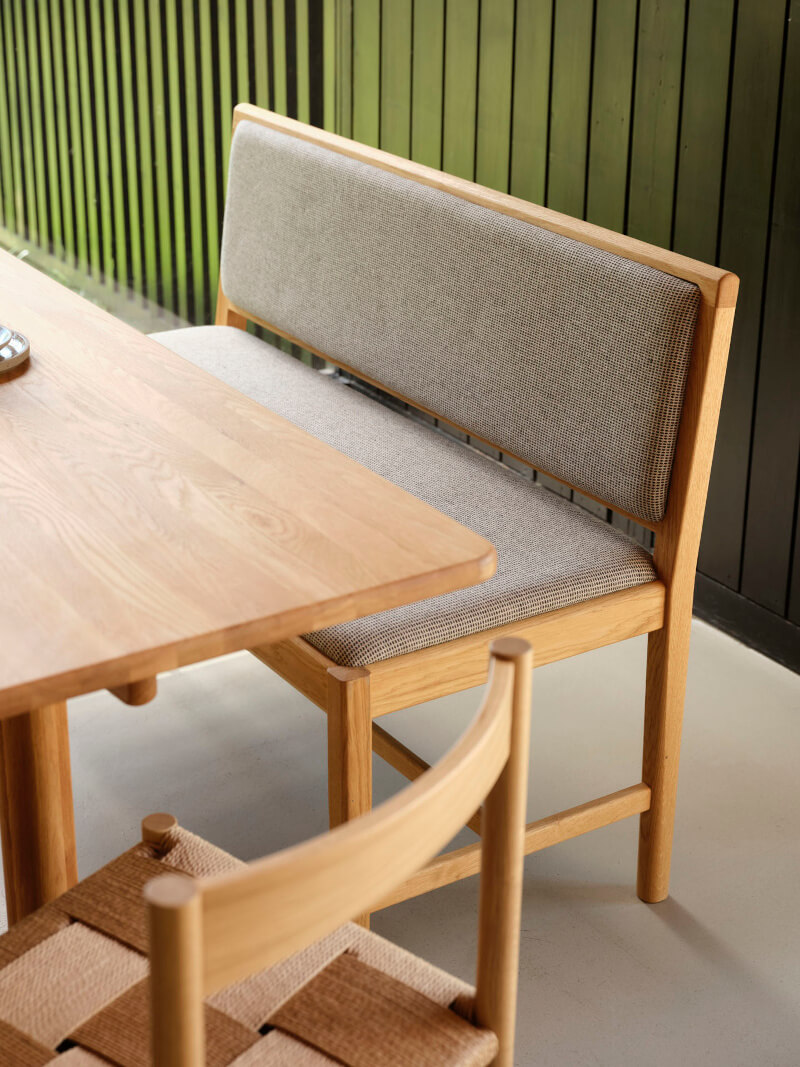 J176 Sønderborg Bank von FDB Møbler, Eiche natur, stilvoll und funktional – ideal für Flur, Esszimmer oder Lounge