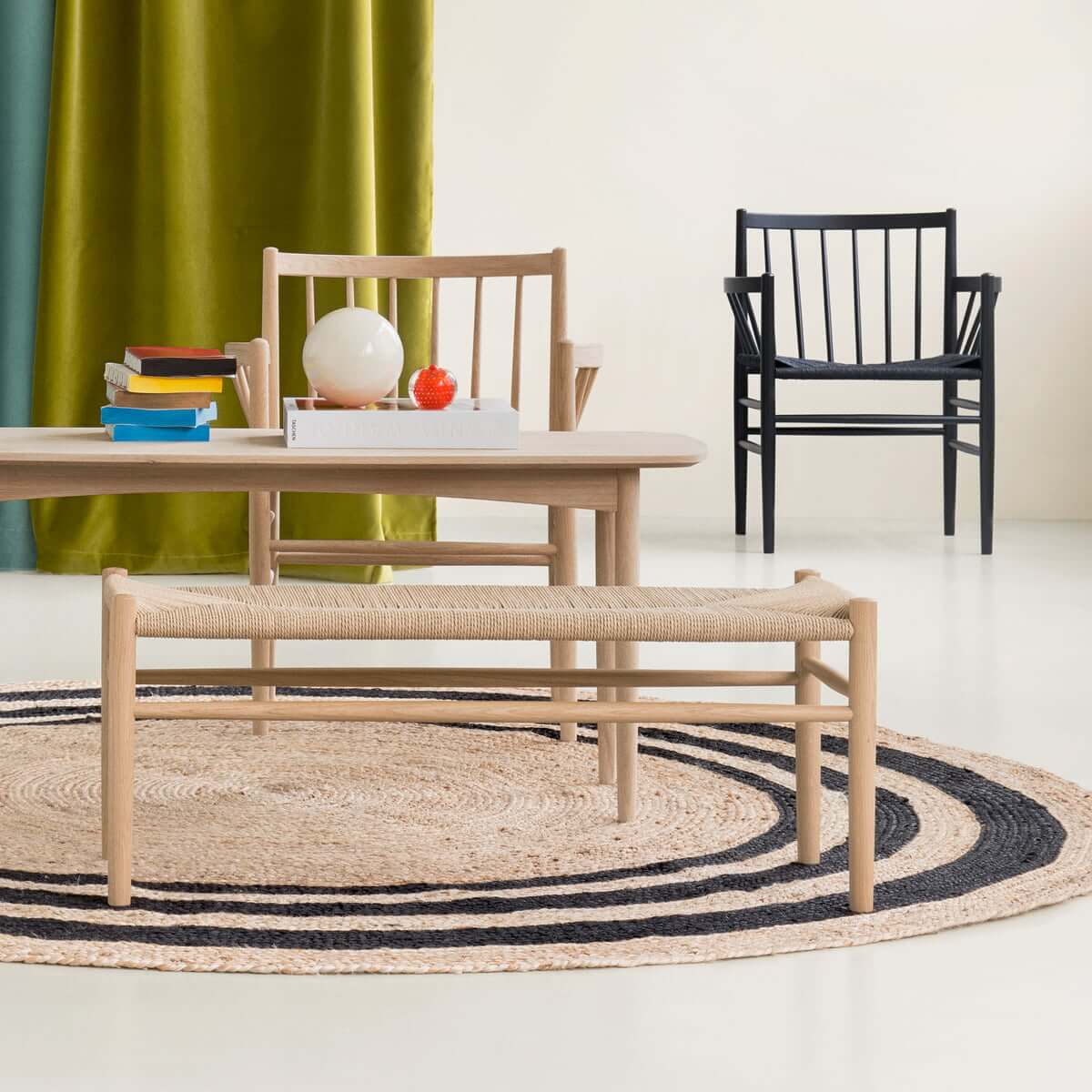 Moderne J83B Bank von FDB Møbler, Holz natur, elegant und flexibel einsetzbar im Flur, Esszimmer oder Wohnzimmer